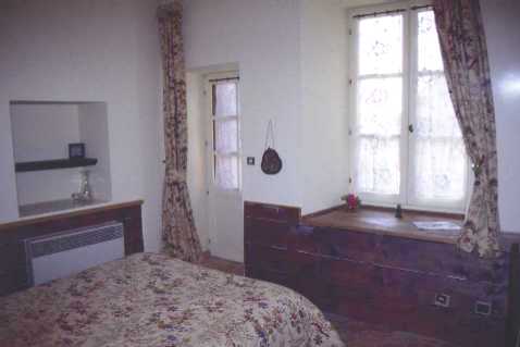 15 - bedroom - Chalet Hudault.jpg (44409 bytes)